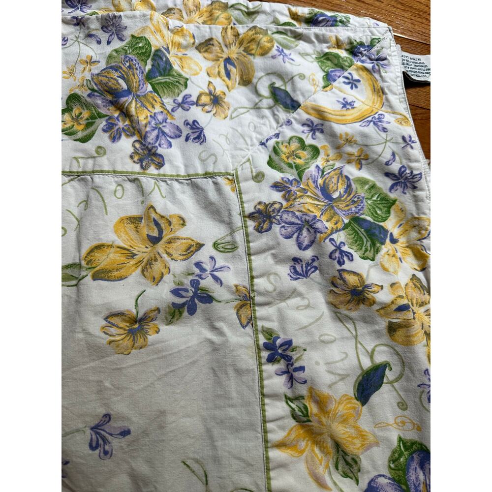 April Cornell retired "Violets & Viola" print tablecloth floral cotton 48x52”